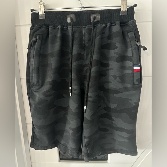 Unknown Other - Men's Shorts- Size M